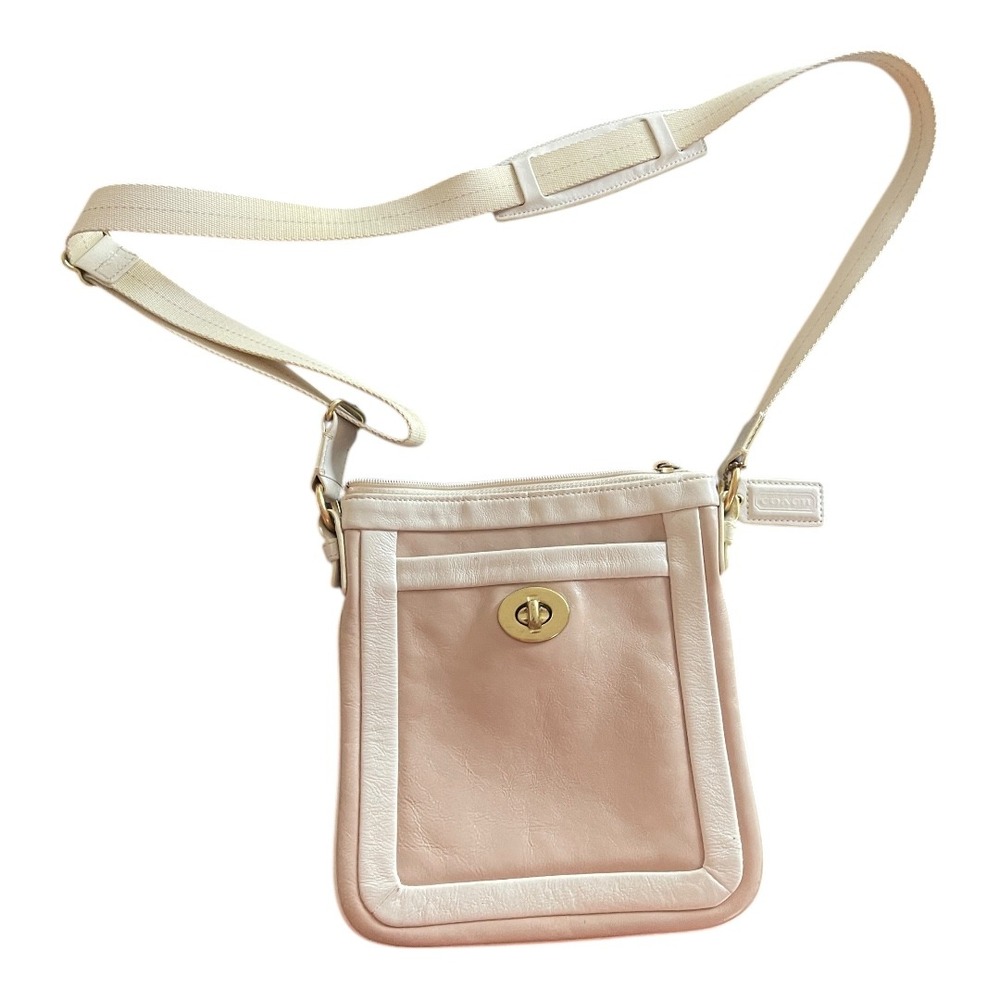 Rare Vintage Coach Crossbody Turnlock Handbag Purse Tan and White 0993 42643‎